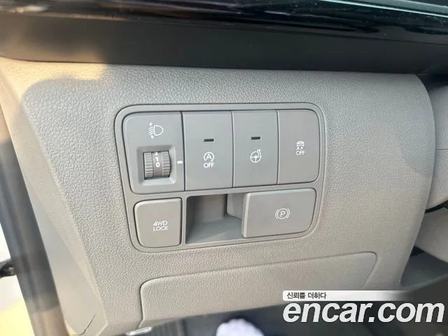 Hyundai Staria Staria 4WD Lounge 9 мест — Фото автомобиля 13