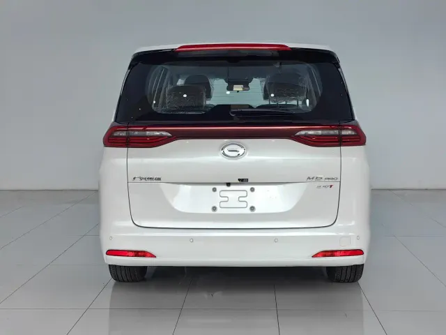 GAC Trumpchi M6 — Фото автомобиля 5
