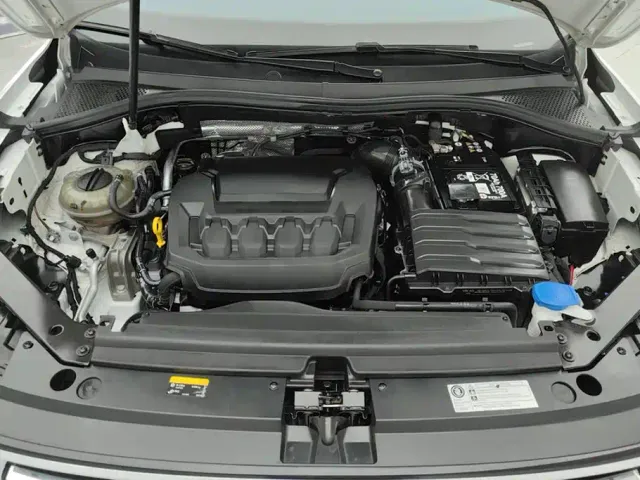 Volkswagen Tiguan L — Фото автомобиля 10