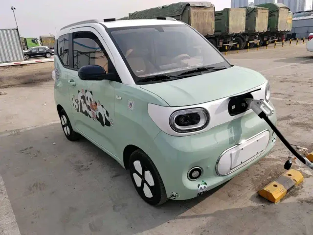 Wuling Hongguang Mini EV — Фото автомобиля 2