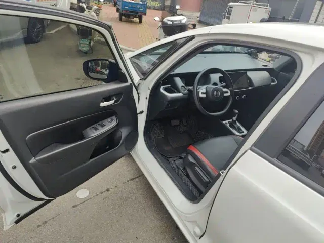Honda Fit — Фото автомобиля 12