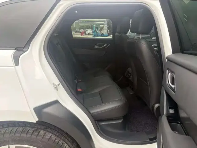 Land Rover Range Rover Velar — Фото автомобиля 11