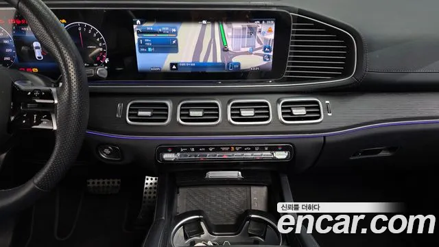 Mercedes-Benz GLE-Class — Фото автомобиля 29