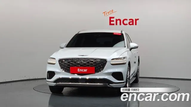 Genesis GV70 — Фото автомобиля 3