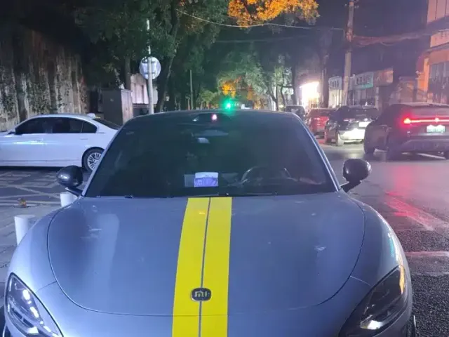 Xiaomi SU7 — Фото автомобиля 2