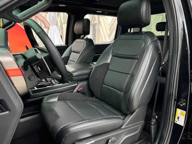 Ford F-150 Raptor — Фото автомобиля 24