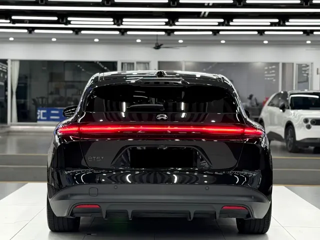 Nio ET5 Touring — Фото автомобиля 5