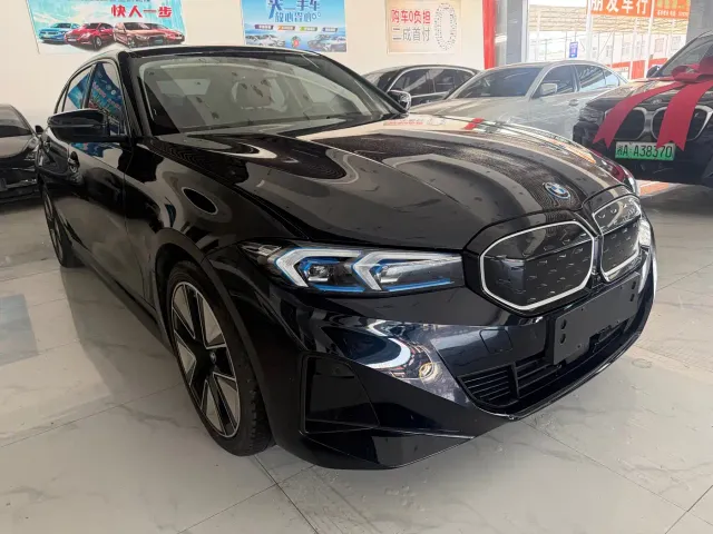 BMW i3 — Фото автомобиля 3