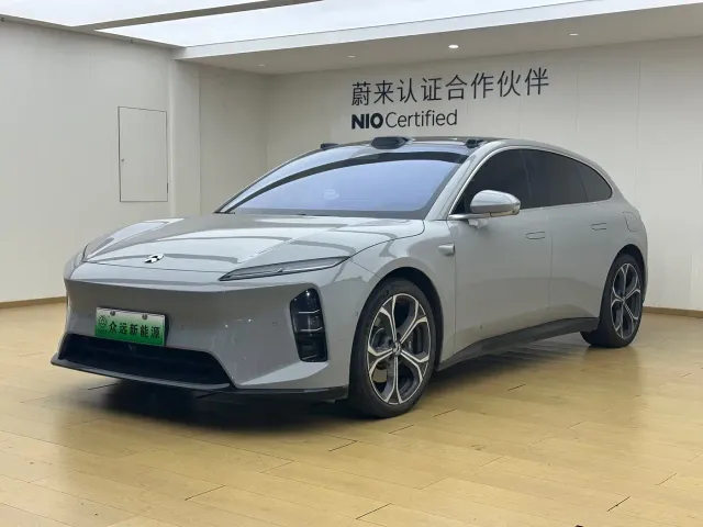 Фотография автомобиля — Nio ET5 Touring