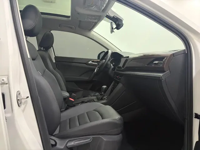 Volkswagen Tharu — Фото автомобиля 14