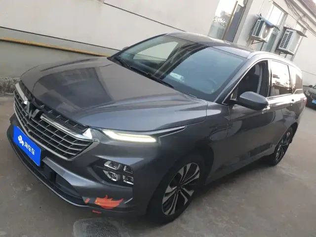 Фотография автомобиля — Wuling Victory