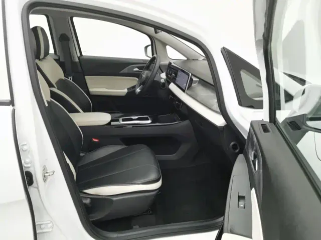 Geely Geometry E Firefly — Фото автомобиля 23
