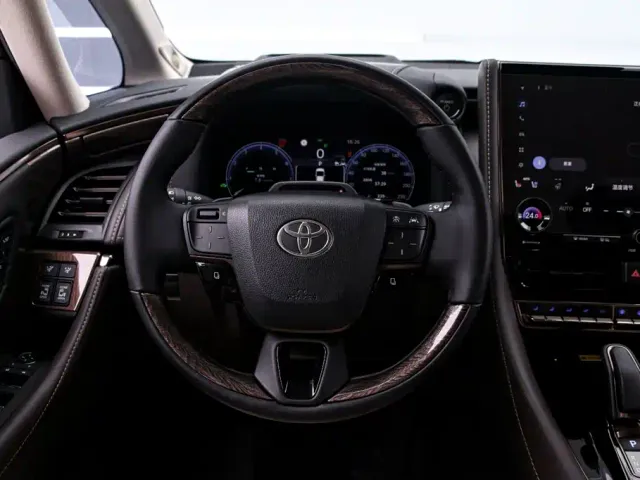 Toyota Alphard — Фото автомобиля 7