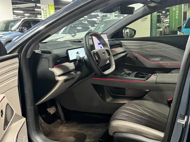Geely Galaxy Xingyao 8 — Фото автомобиля 5