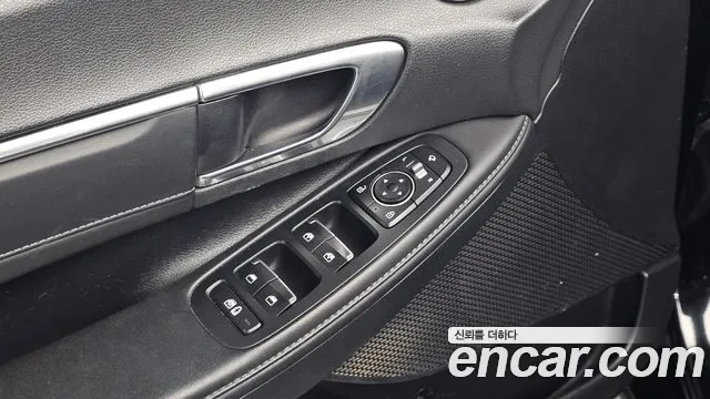 Hyundai Sonata — Фото автомобиля 18
