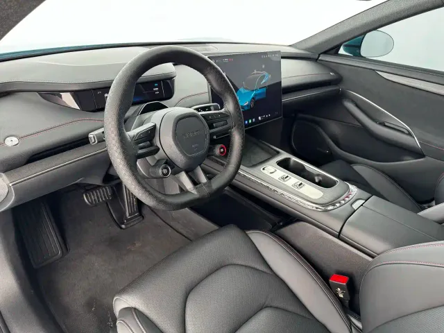 Xiaomi SU7 — Фото автомобиля 7
