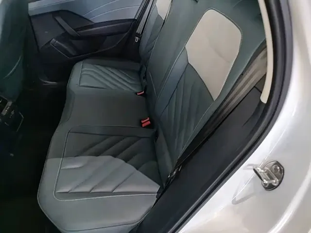 Volkswagen Tharu 2023 300TSI 2WD Moon Premium Edition — Фото автомобиля 16