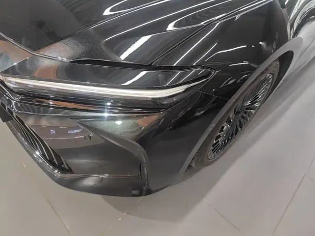Toyota Crown — Фото автомобиля 23