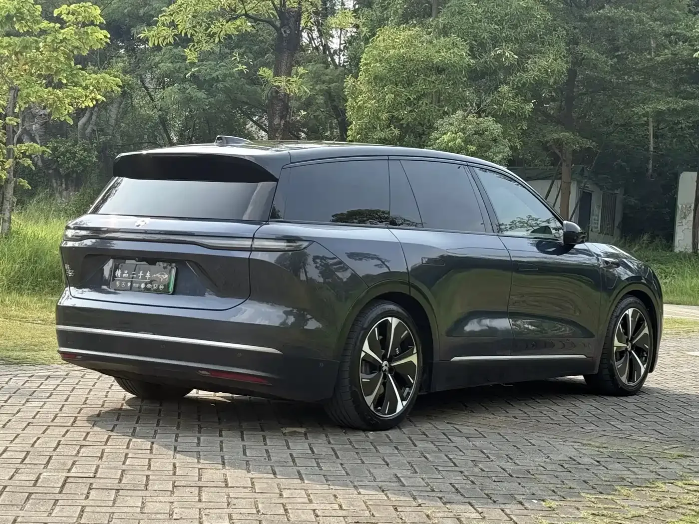 NIO NIO ES8 2023 75kWh — Фото автомобиля 18