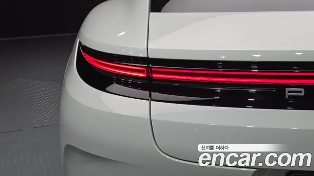 Porsche Panamera 976 — Фото автомобиля 23