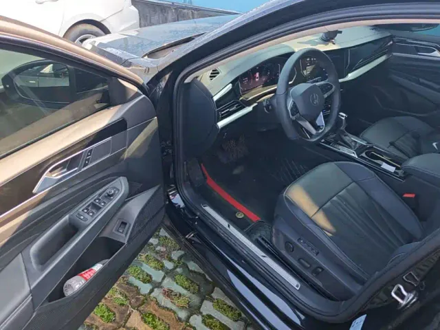 Volkswagen Passat — Фото автомобиля 20