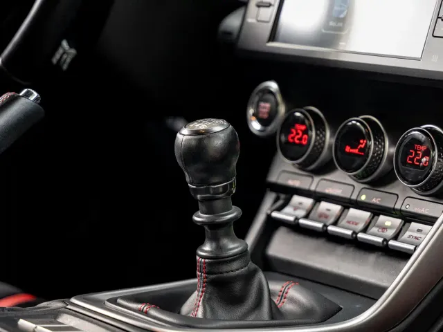 Subaru BRZ — Фото автомобиля 14