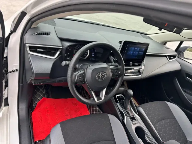 Toyota Corolla — Фото автомобиля 12