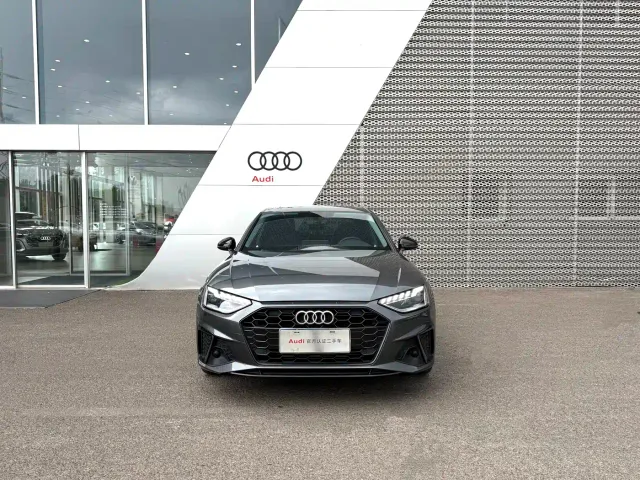 Audi A4L — Фото автомобиля 2