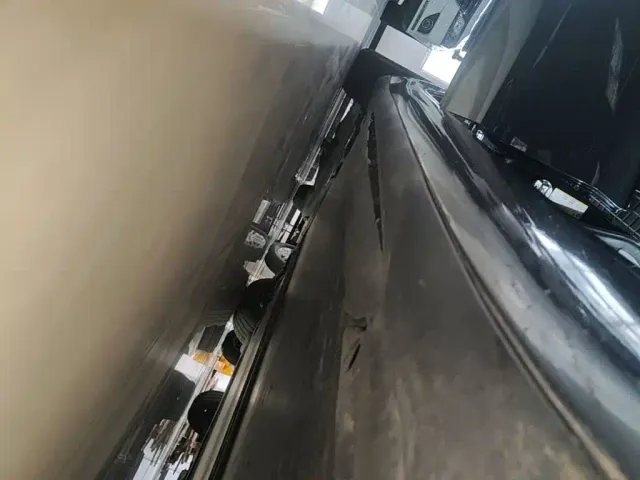 Tesla Model 3 — Фото автомобиля 20