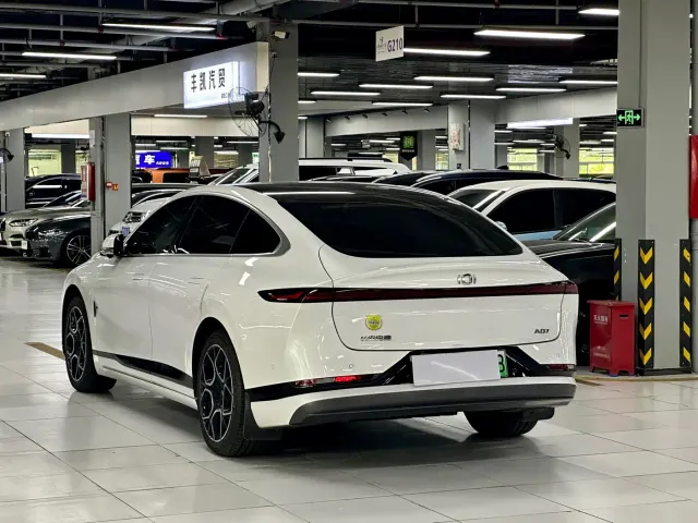 Changan Qiyuan A07 — Фото автомобиля 12
