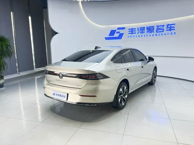 Volkswagen Sagitar — Фото автомобиля 4
