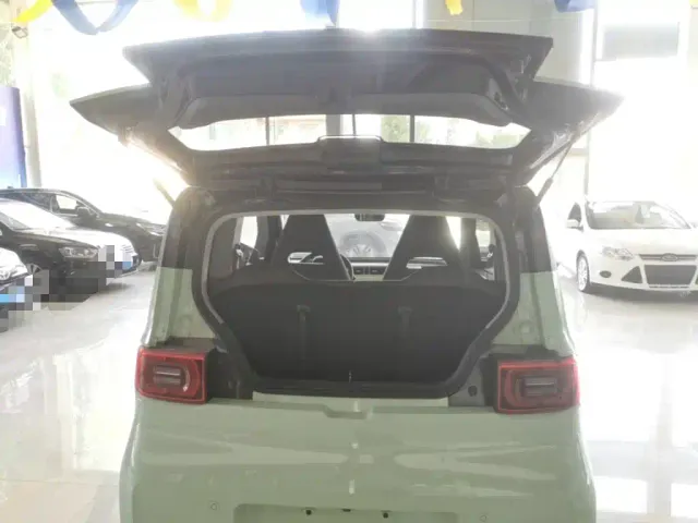 Wuling Hongguang Mini EV — Фото автомобиля 18