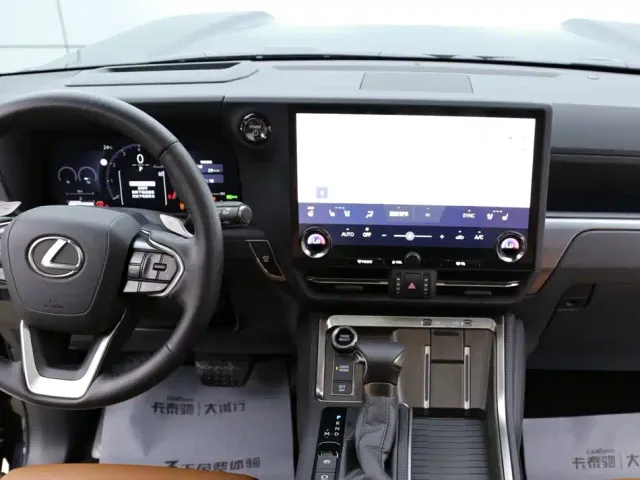 Lexus GX — Фото автомобиля 17
