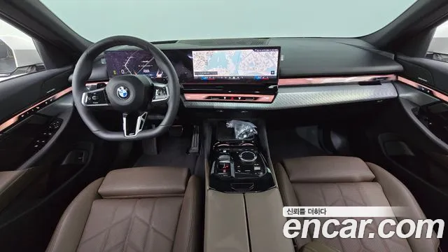 BMW 5-Series — Фото автомобиля 6