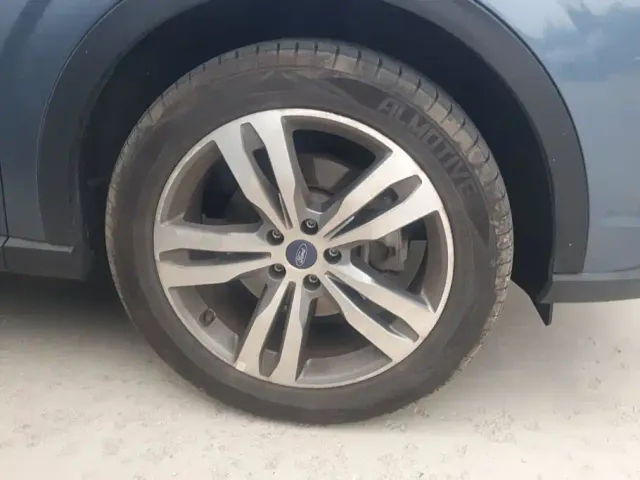 Ford Lingrui — Фото автомобиля 6