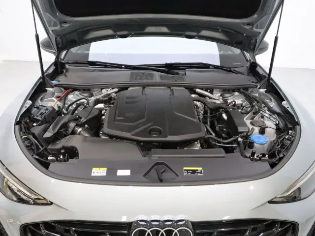 Audi A6L — Фото автомобиля 19