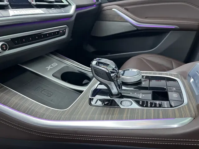 BMW X5 — Фото автомобиля 14