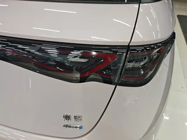BYD Dolphin — Фото автомобиля 7