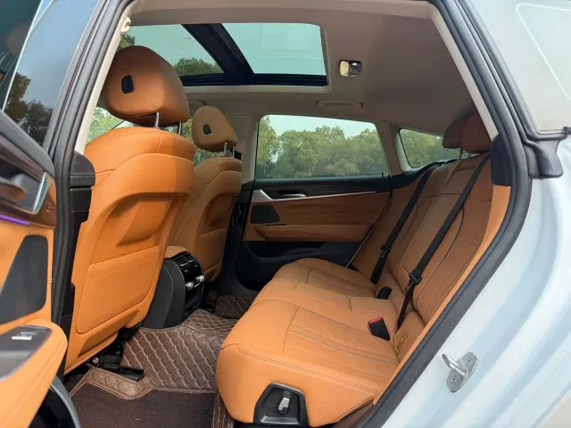 BMW 6 Series Gran Turismo — Фото автомобиля 5