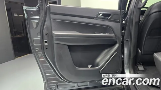 KG_Mobility_Ssangyong Rexton Новый Rexton Sport Дизель 2.2 4WD — Фото автомобиля 25