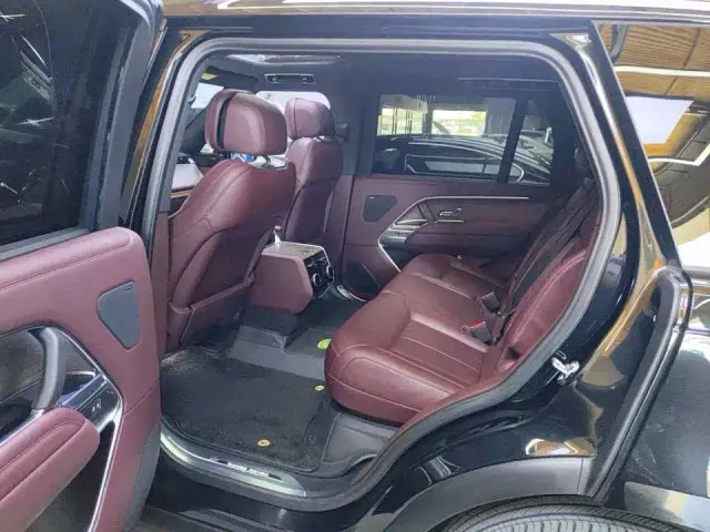 Land Rover Range Rover — Фото автомобиля 8