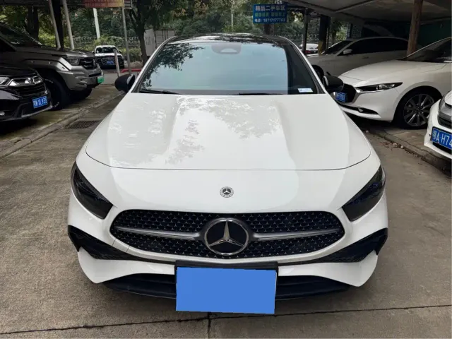 Фотография автомобиля — Mercedes-Benz A-Class