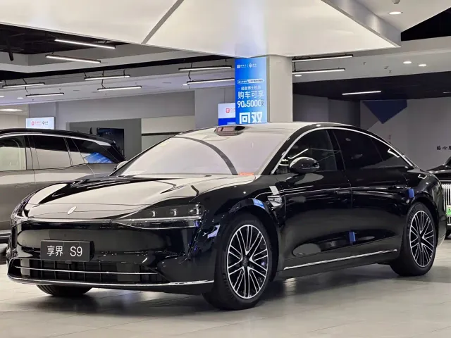 Stelato S9 — Фото автомобиля 2