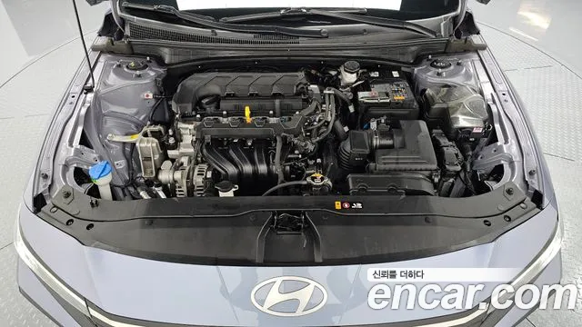 Hyundai Avante CN7 — Фото автомобиля 9