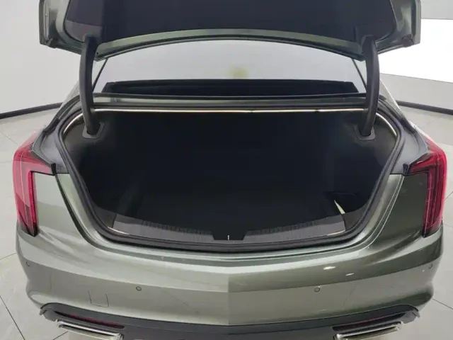 Cadillac CT5 — Фото автомобиля 4