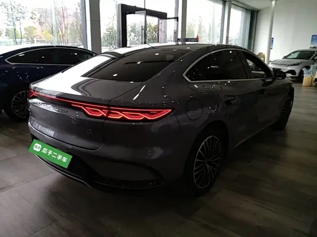 BYD Han — Фото автомобиля 6