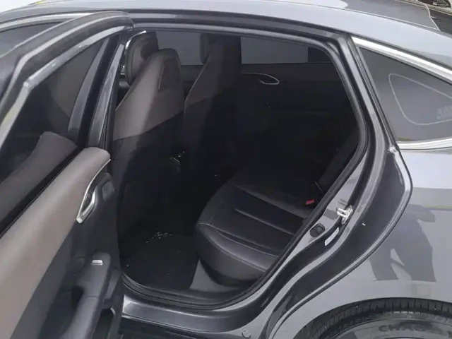 Changan Eado — Фото автомобиля 11