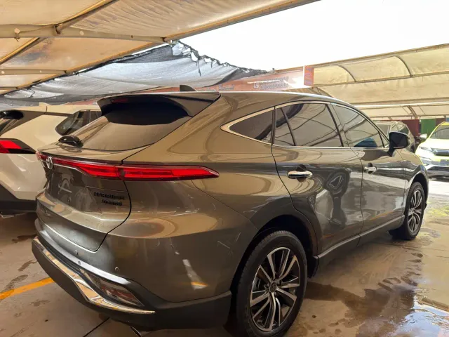 Toyota Harrier — Фото автомобиля 9
