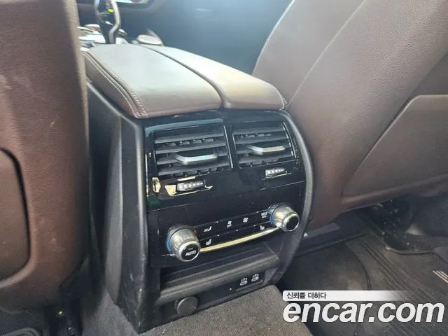 BMW 5 Series G30 — Фото автомобиля 18
