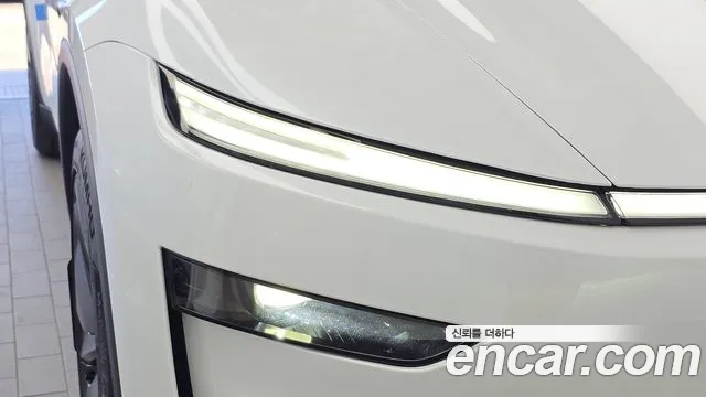 Tesla Model Y — Фото автомобиля 7